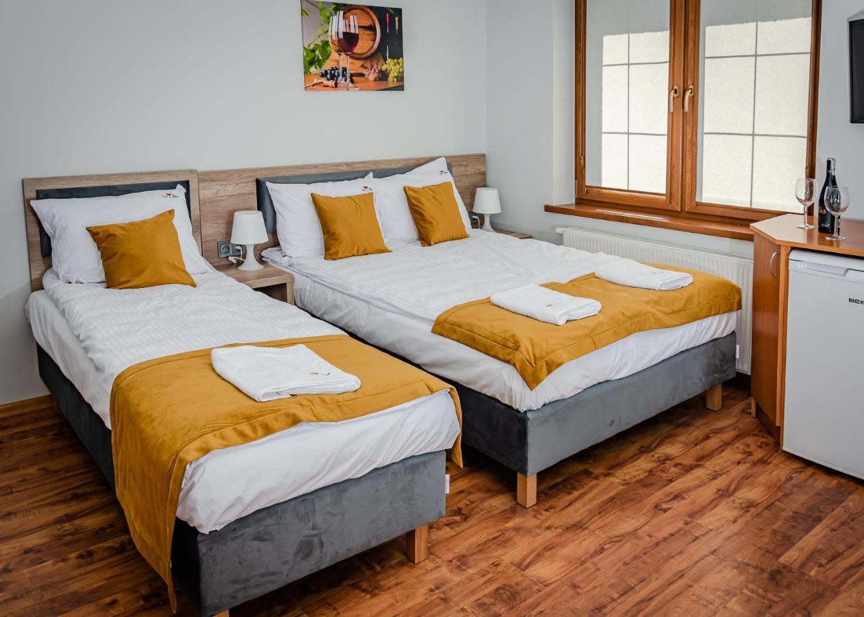 Sun & Wine Otel Pobierowo Dış mekan fotoğraf