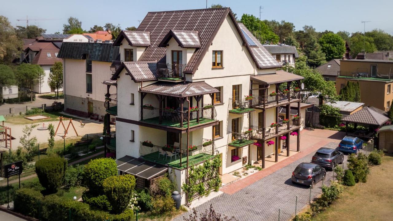 Sun & Wine Otel Pobierowo Dış mekan fotoğraf
